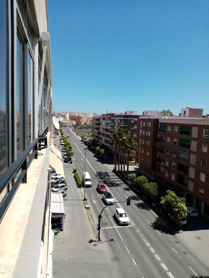 Ferienwohnung Apartamento Con Buena Vista Torrevieja Exterior foto